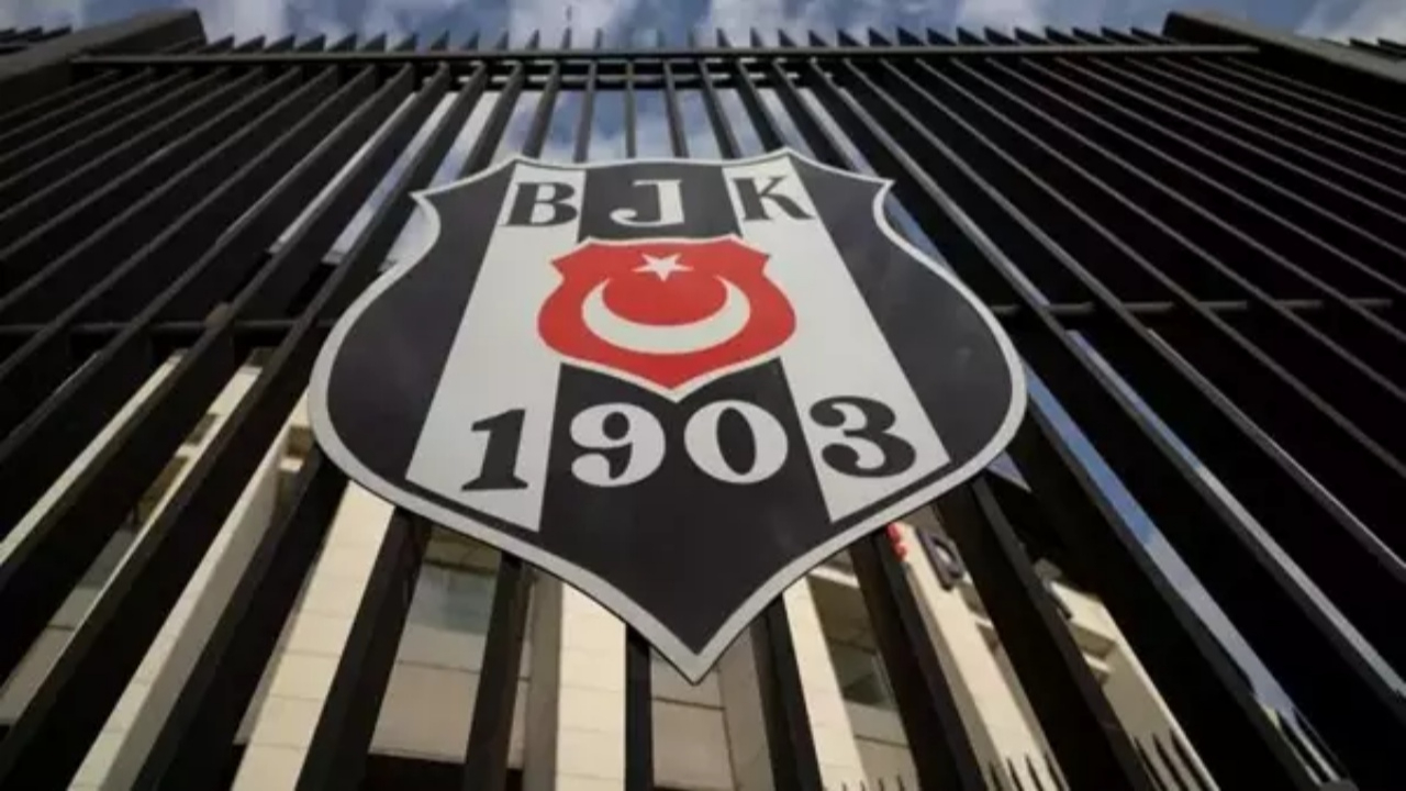 Beşiktaş'ta Şok Ayrılık! Taraftarın Sevgilisi Takımdan Ayrılıyor