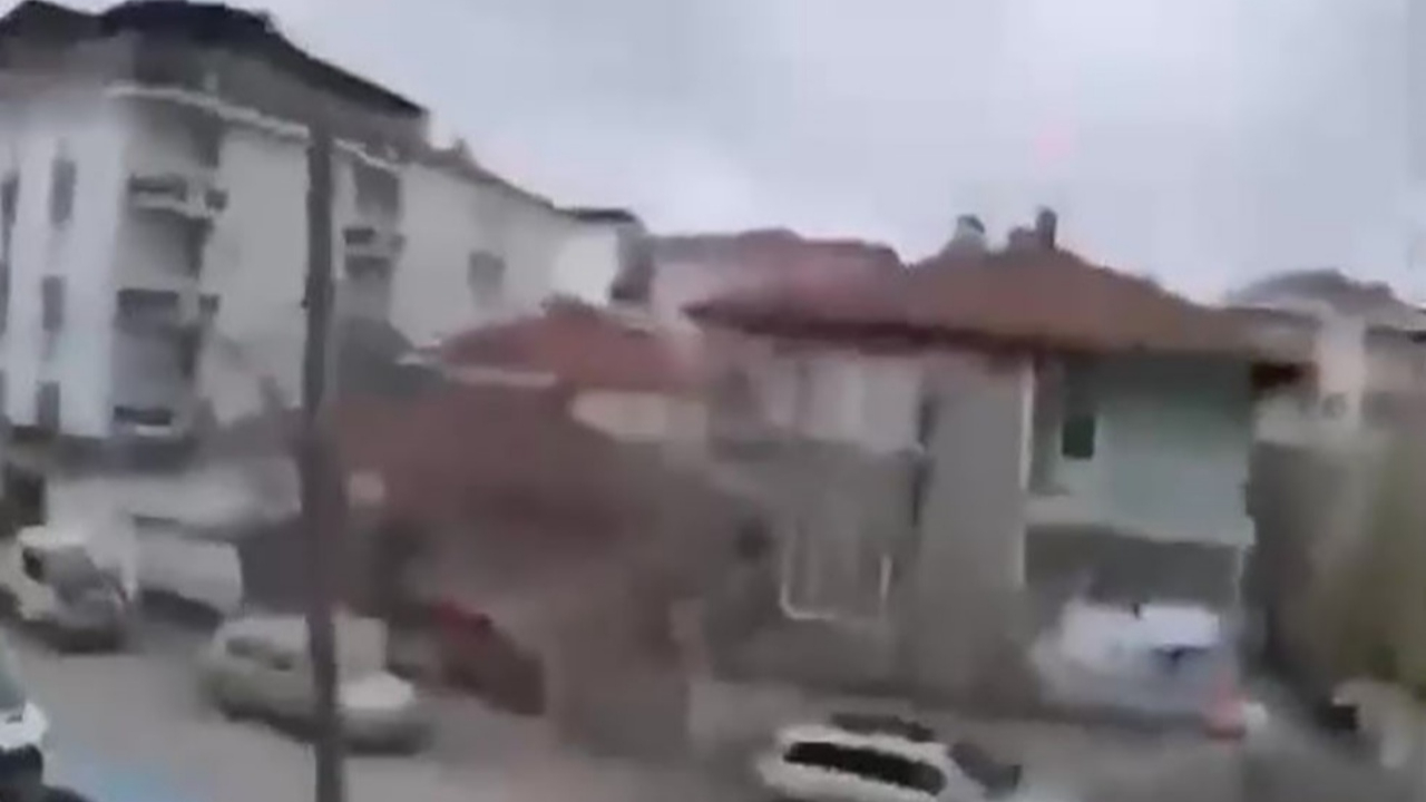 Amasya'da deprem paniği 4.6’lık sarsıntı kameraya yansıdı