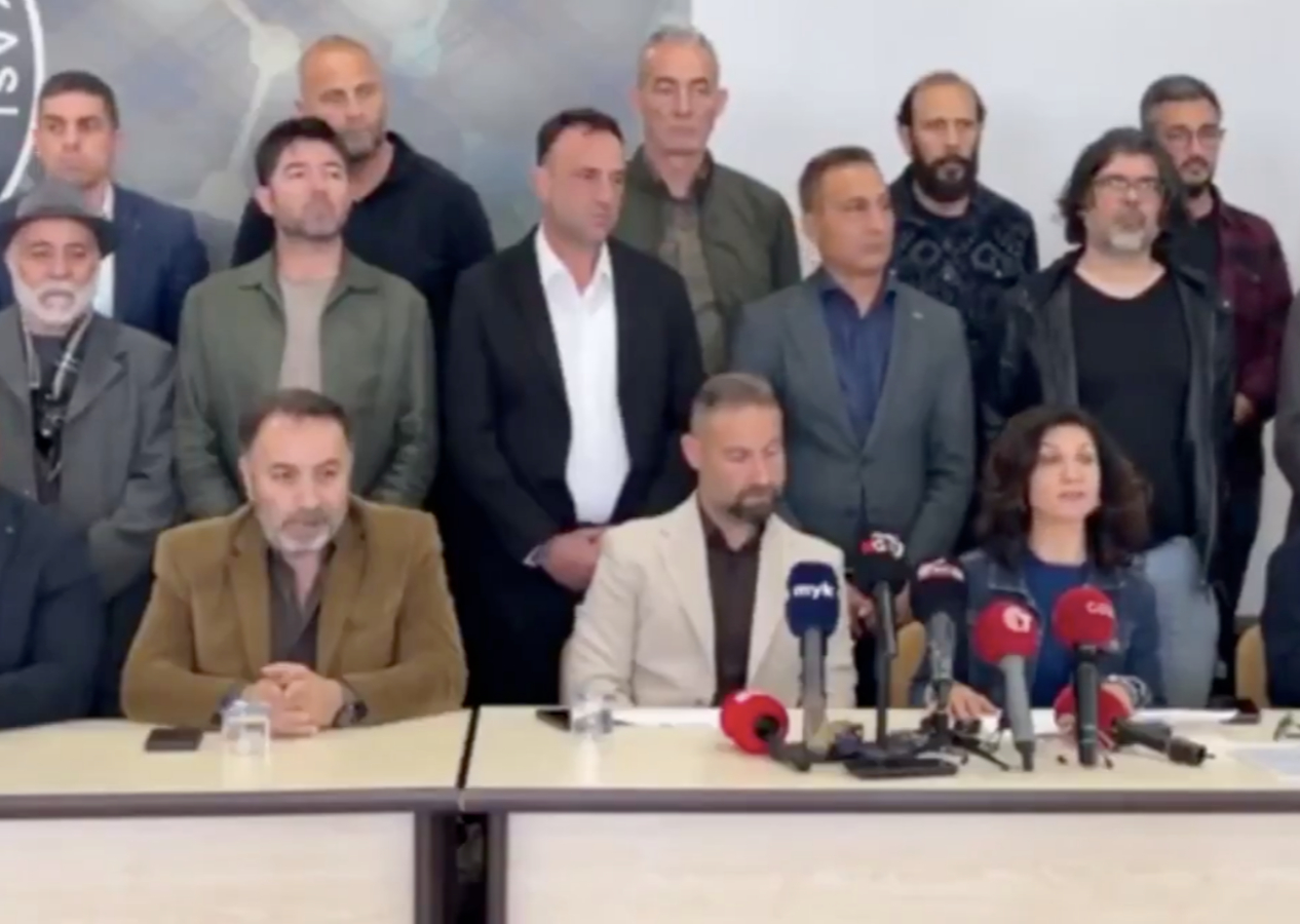 KKTC 28 Şubat zihniyetinden kurtulamıyor! Başörtüsünden bu kadar mı korkuyorsunuz? Eğitim sendikalarından ‘hayatı durdurma’ çağrısı...