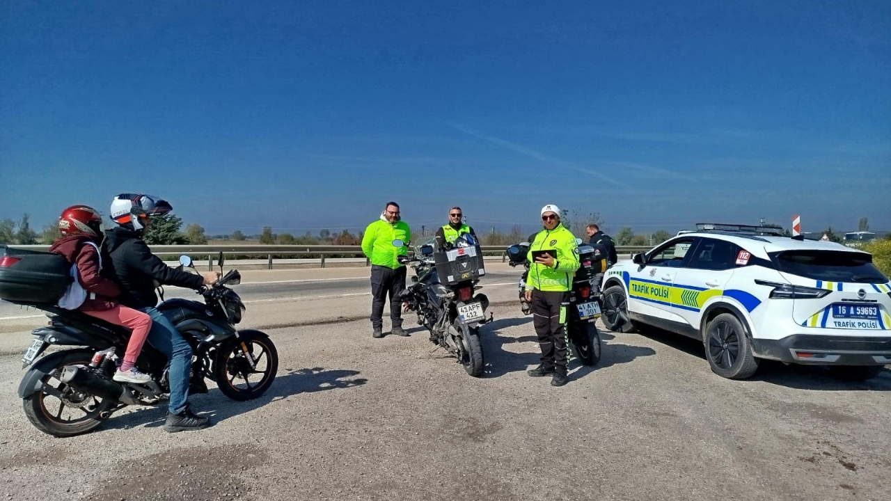 Bursa’da motosiklet denetimi! Kuralsız sürücülere 52 bin TL ceza