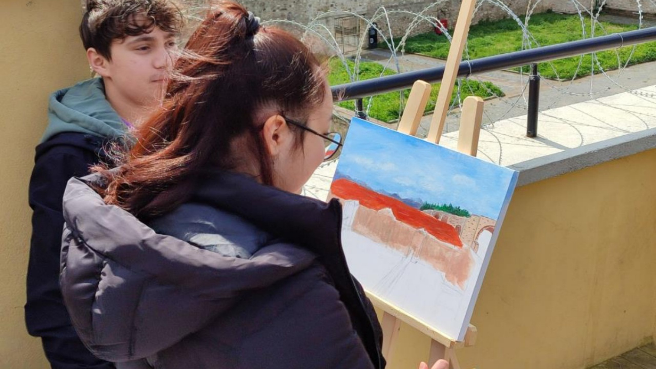 Sinop’ta Turizm Haftası’nda öğrenciler tarihi fırçayla canlandırdı
