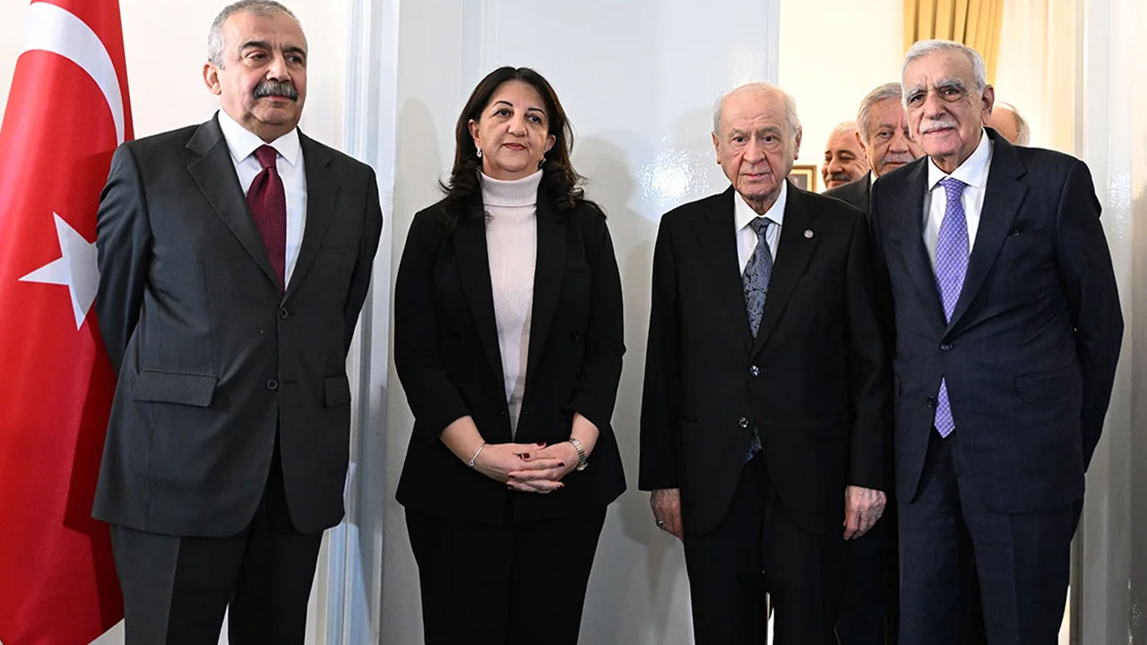 Bahçeli’den anında talimat! Sırrı Süreyya Önder’in ameliyat haberi siyaseti harekete geçirdi!