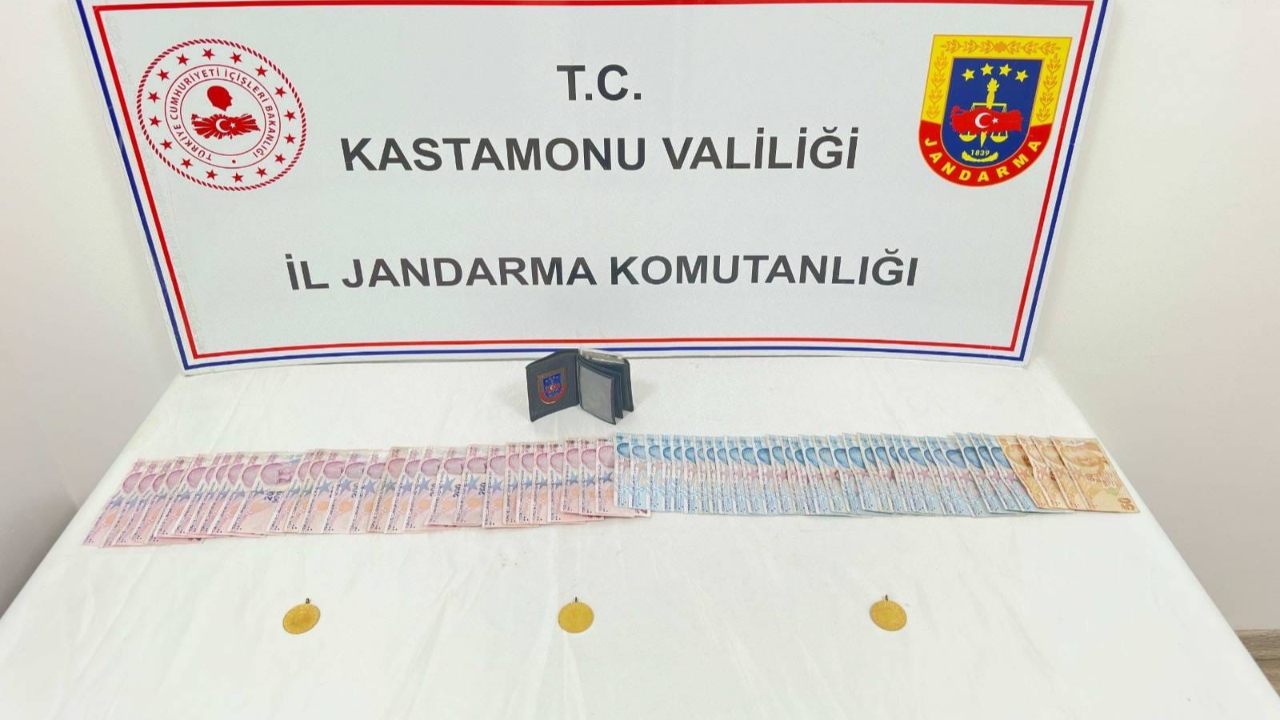 Kastamonu’da sahte jandarmalar tuzağa düştü! Gerçek jandarmadan kaçamadılar