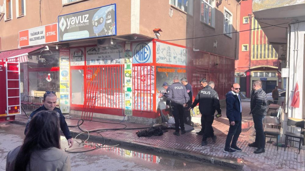 Sungurlu’da av bayisi yangını: Esnaf ve itfaiye el ele söndürdü