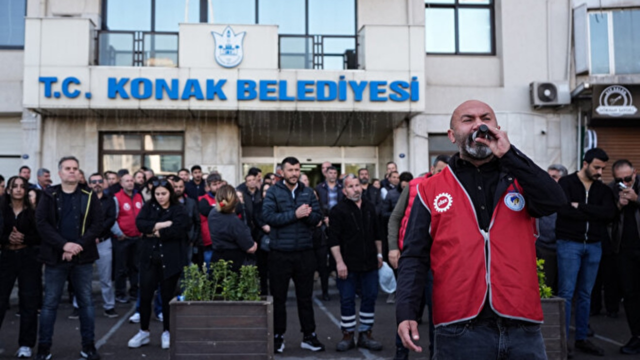 CHP'li bir belediyede daha maaş krizi! Konak Belediyesi işçileri ayakta: Bu böyle gitmez, geçinemiyoruz!
