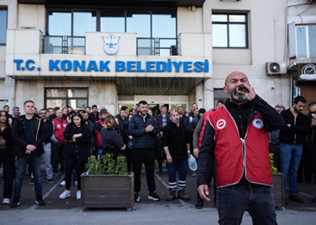 CHP'li bir belediyede daha maaş krizi! Konak Belediyesi işçileri ayakta: Bu böyle gitmez, geçinemiyoruz!