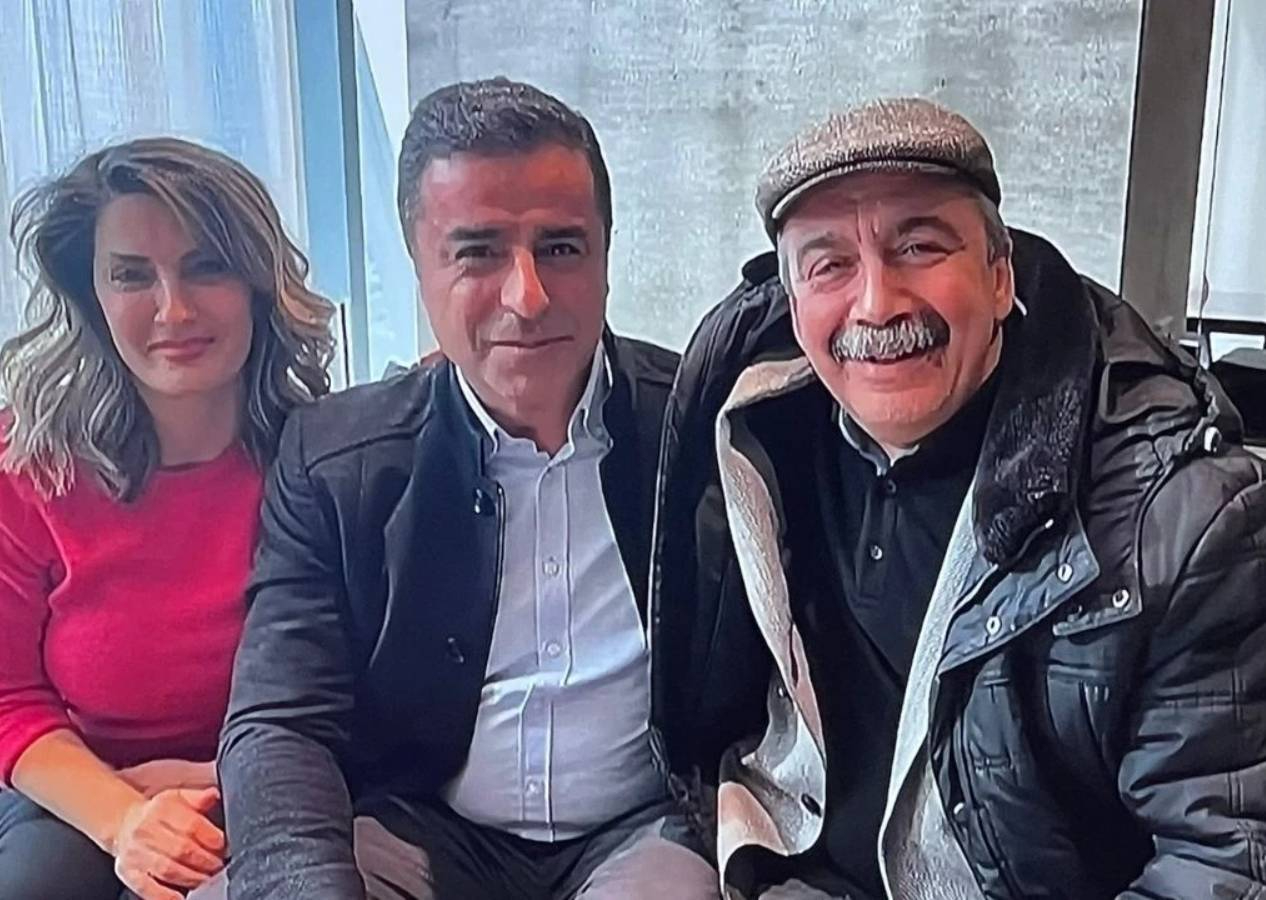 Selahattin Demirtaş'tan duygusal paylaşım: Sırrı Bey ayağa kalkacak, bu barış illa ki olacak