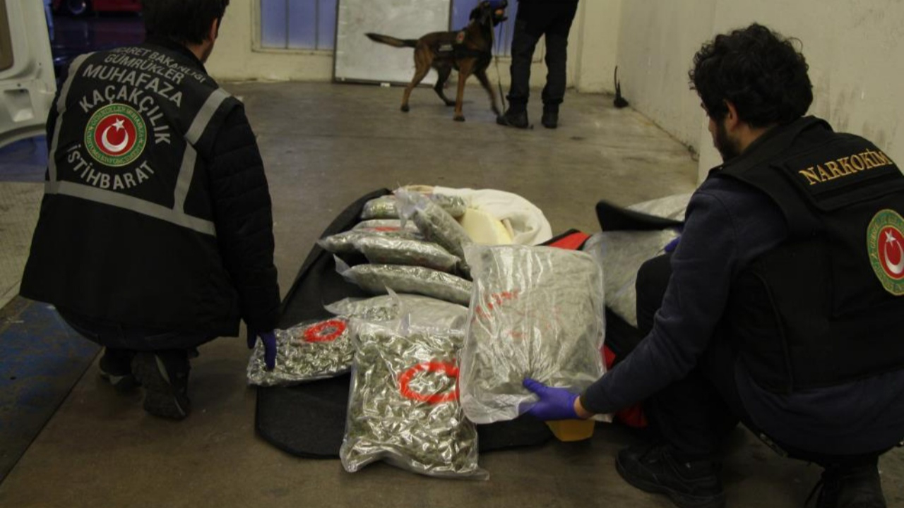 Kapıkule’de zehir tacirlerine darbe: 46 kilo 920 gram uyuşturucu ele geçirildi