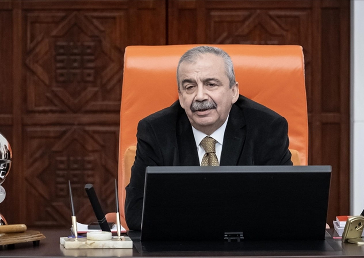 Ünlü isimler Sırrı Süreyya Önder için hastaneye koştu