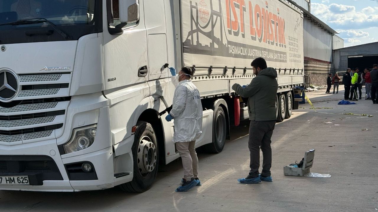 Gaziantep’te yürek yakan kaza! 5 yaşındaki Hasan tırın altında hayatını kaybetti