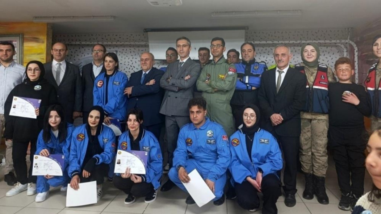 Aydıntepe’de havacılık rüzgârı: Özel eğitim öğrencileriyle “Havacılığa İlk Adım” etkinliği