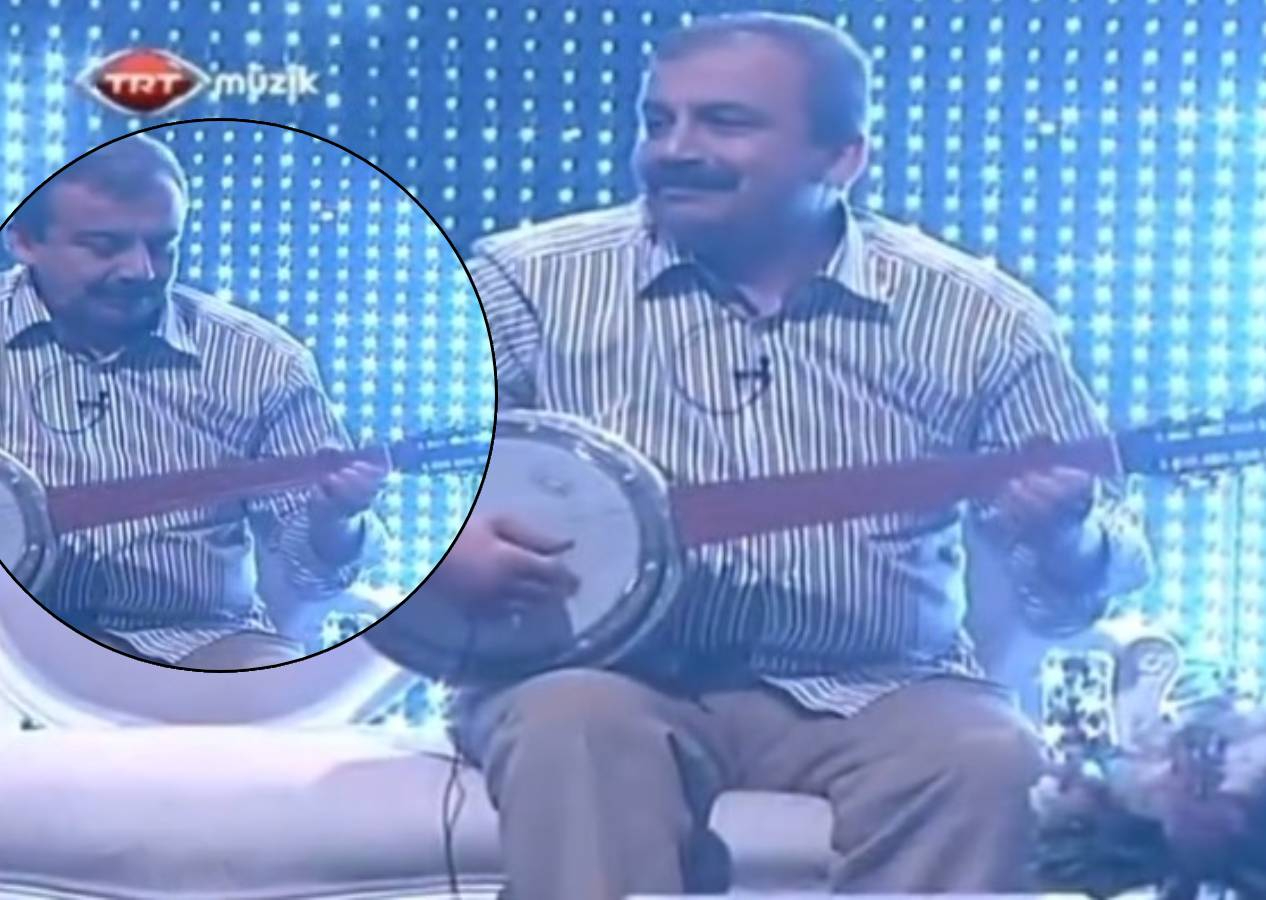 Sırrı Süreyya'nın TRT Müzik'te çalıp söylediği türkü izleyenleri duygulandırdı
