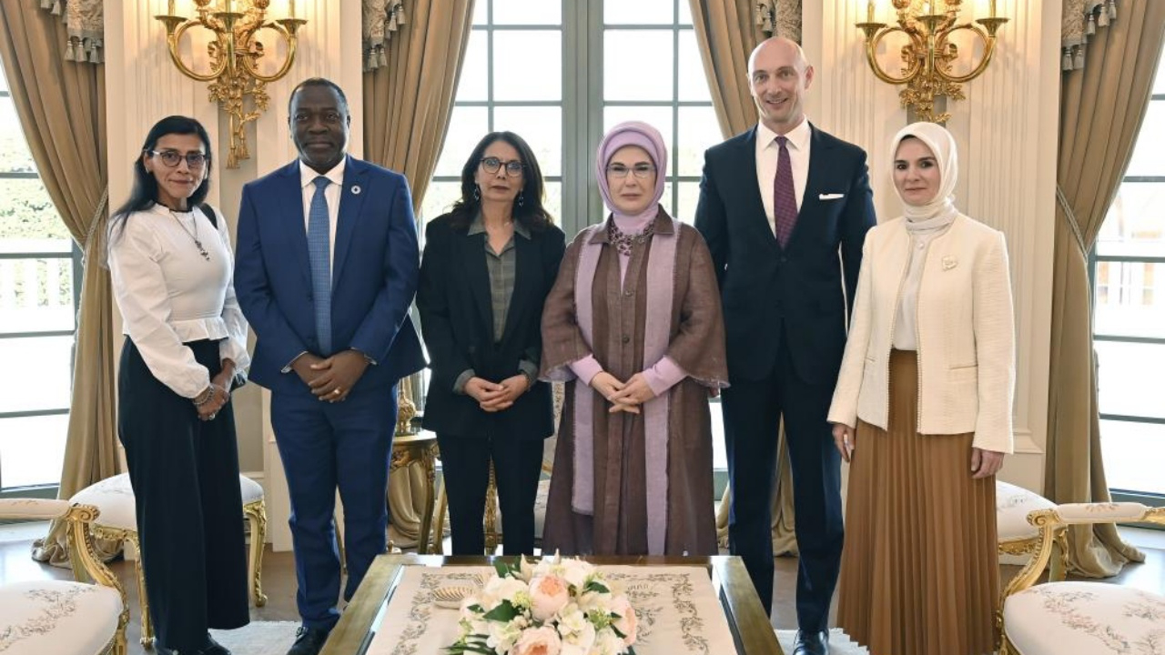 Emine Erdoğan’dan çocuklara küresel koruma çağrısı: Gönül Elçileri dünyaya örnek