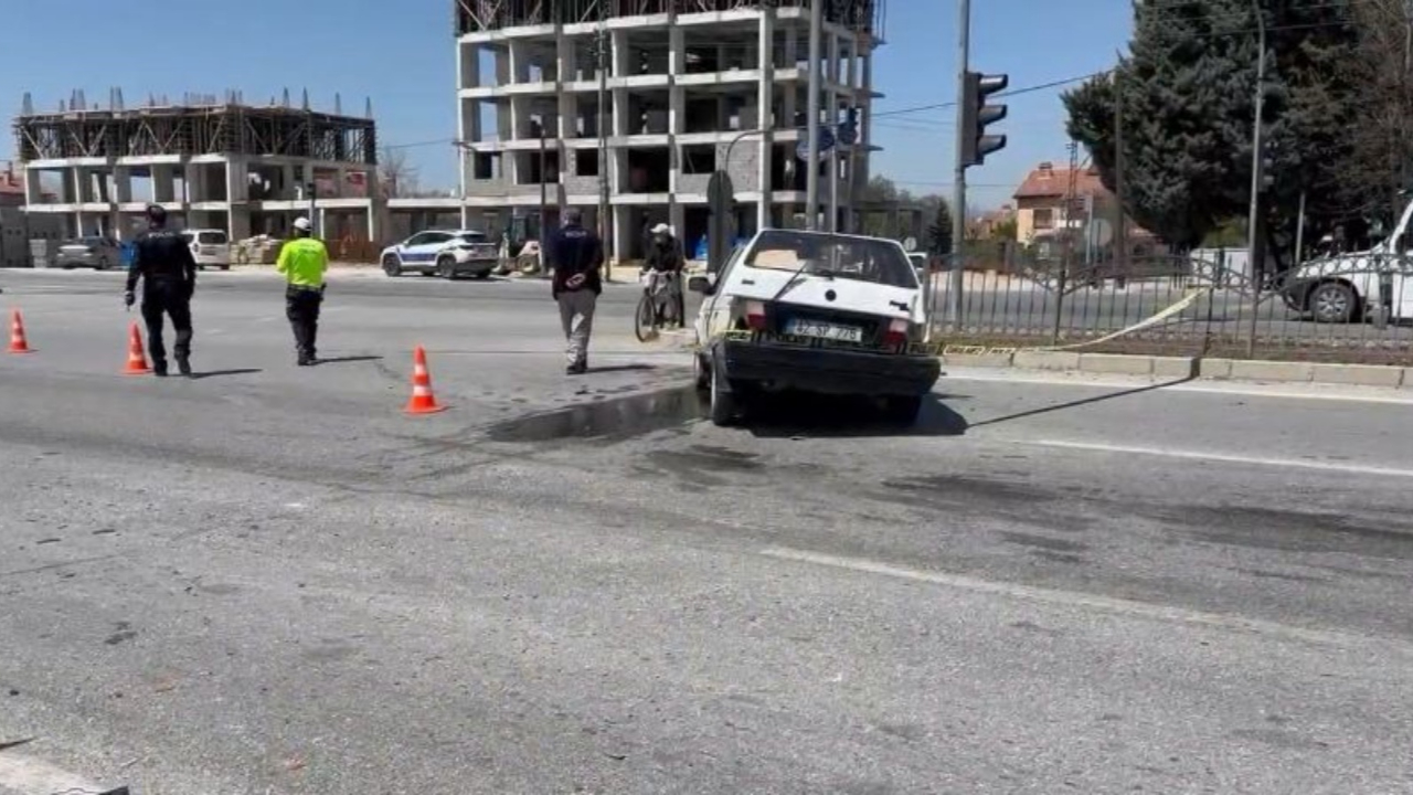 Konya’da ambulans ile otomobil çarpıştı! 2 yaralı