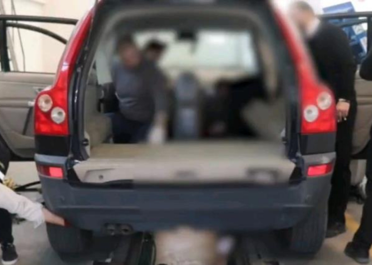İpsala Sınır Kapısı’nda uyuşturucu darbesi: Cipte 17 kilo esrar yakalandı