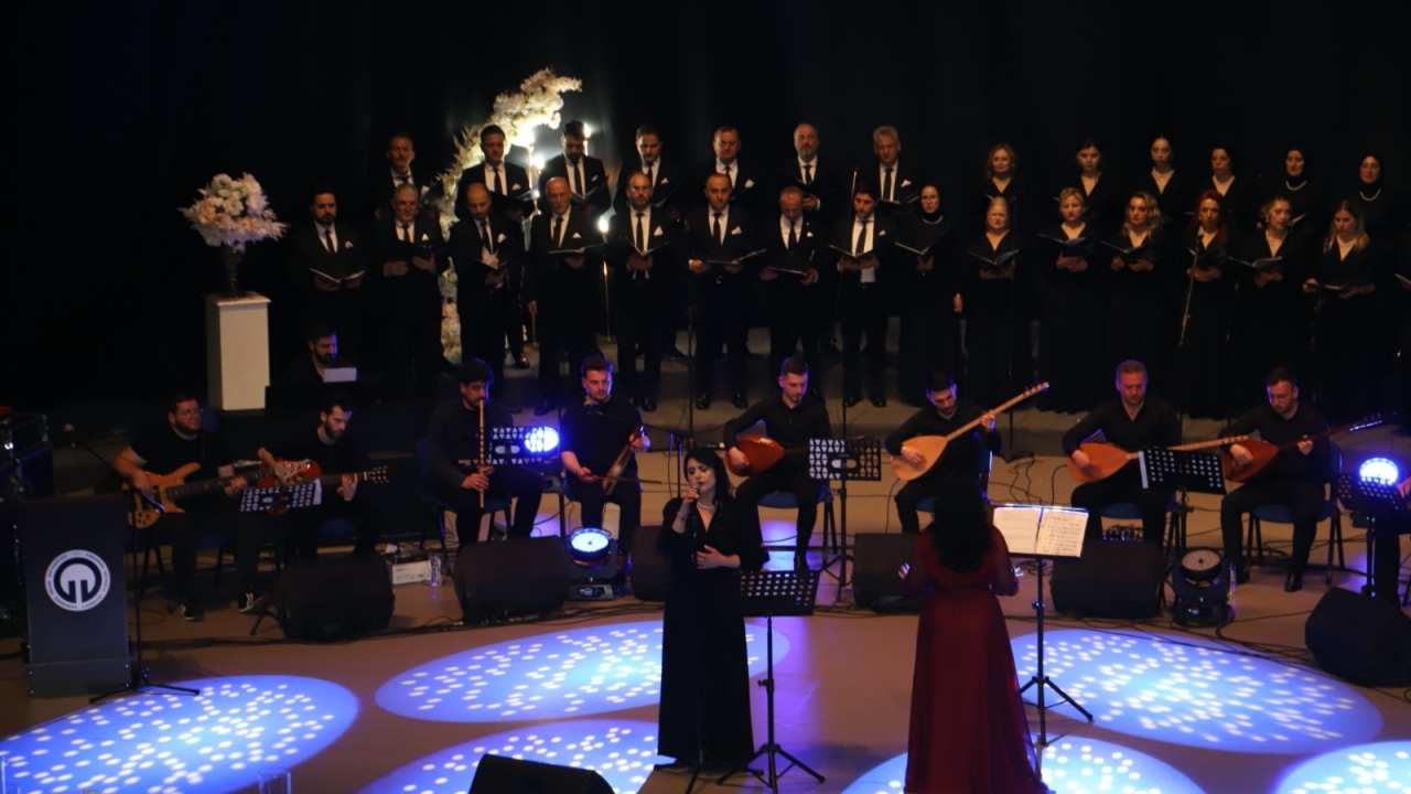 Trabzon’da sağlıkçılardan ‘Şifadır Türküler’ konseri!