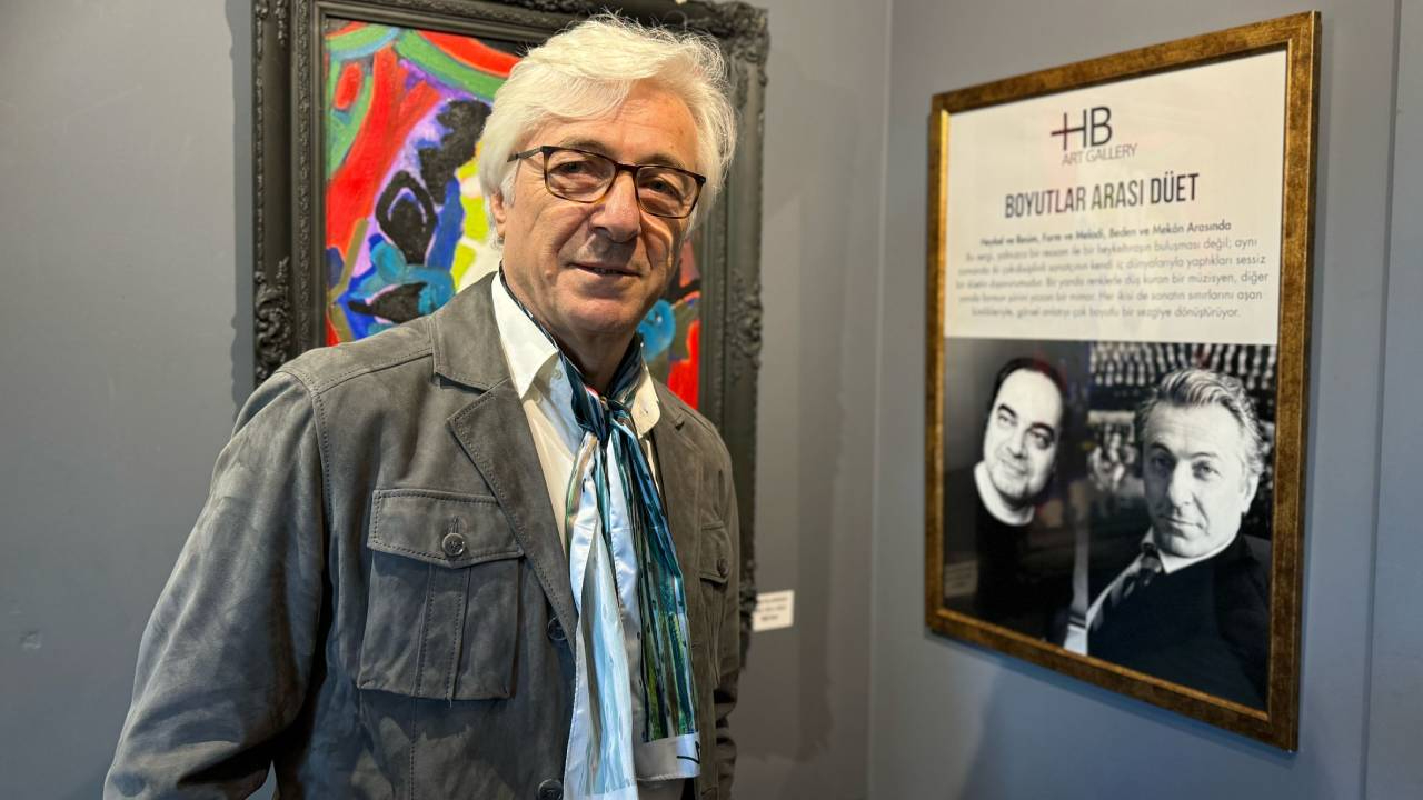 "Boyutlar Arası Düet" sergisinin HB Art Gallery'de