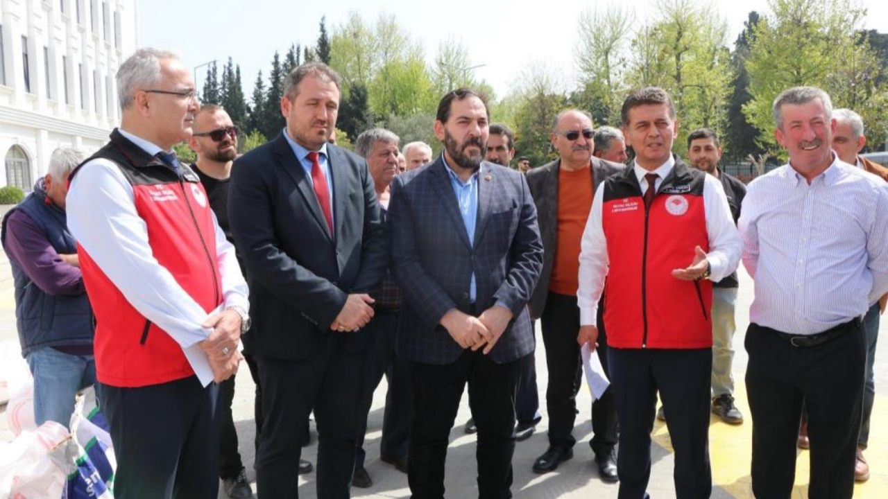 Yalova’da çiftçilere 1 ton 890 kilo ayçiçeği tohumu: 4 bin 200 dekar alan ekilecek