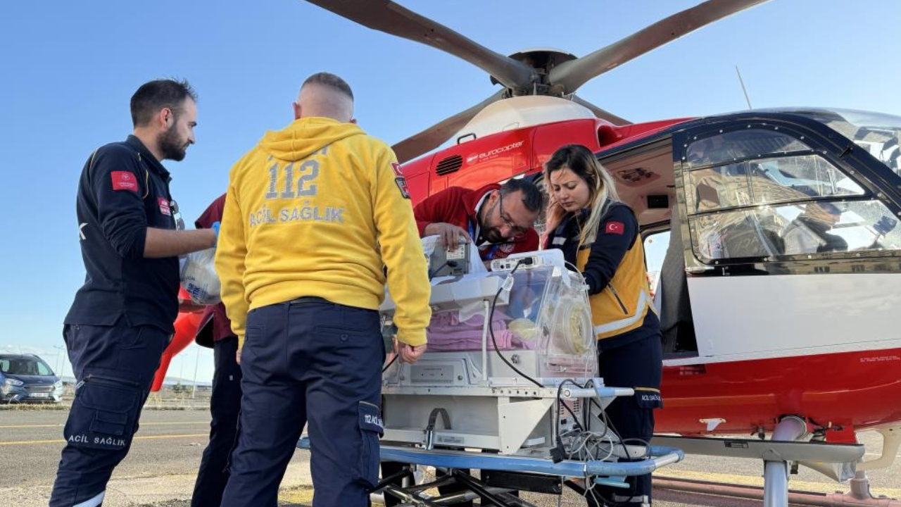 710 gramlık Adar bebek için ambulans helikopter devrede: Van’a nakledildi
