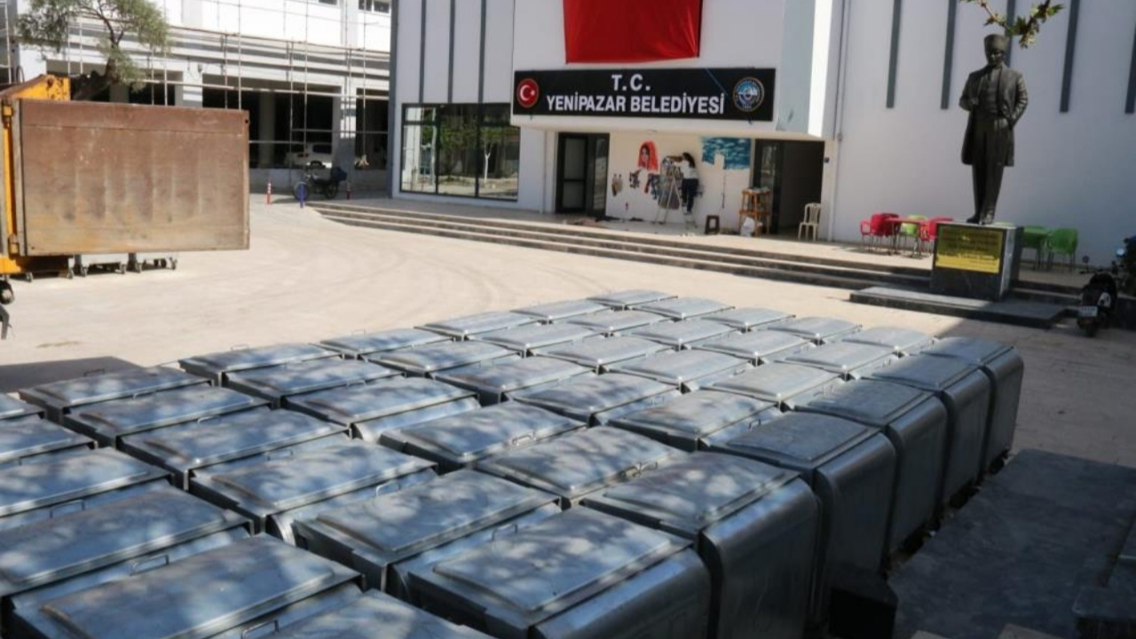 Aydın Büyükşehir’den Yenipazar’a çevre desteği: 100 çöp konteyneri hibe edildi