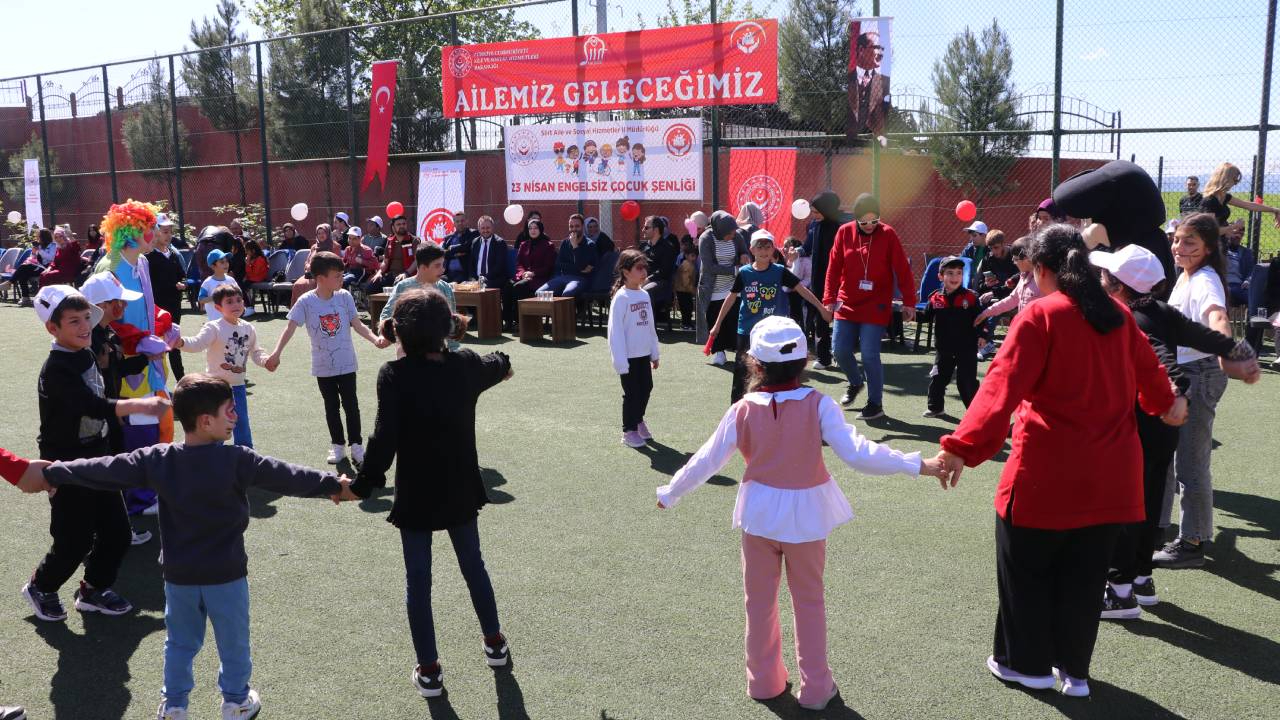Siirt'te "23 Nisan Engelsiz Çocuk Şenliği" düzenlendi