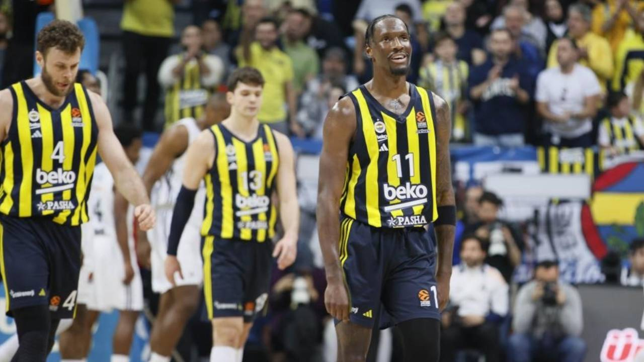 THY EuroLeague'de sezonun en iyi 5'inde Fenerbahçe'den Nigel Hayes-Davis de yer aldı