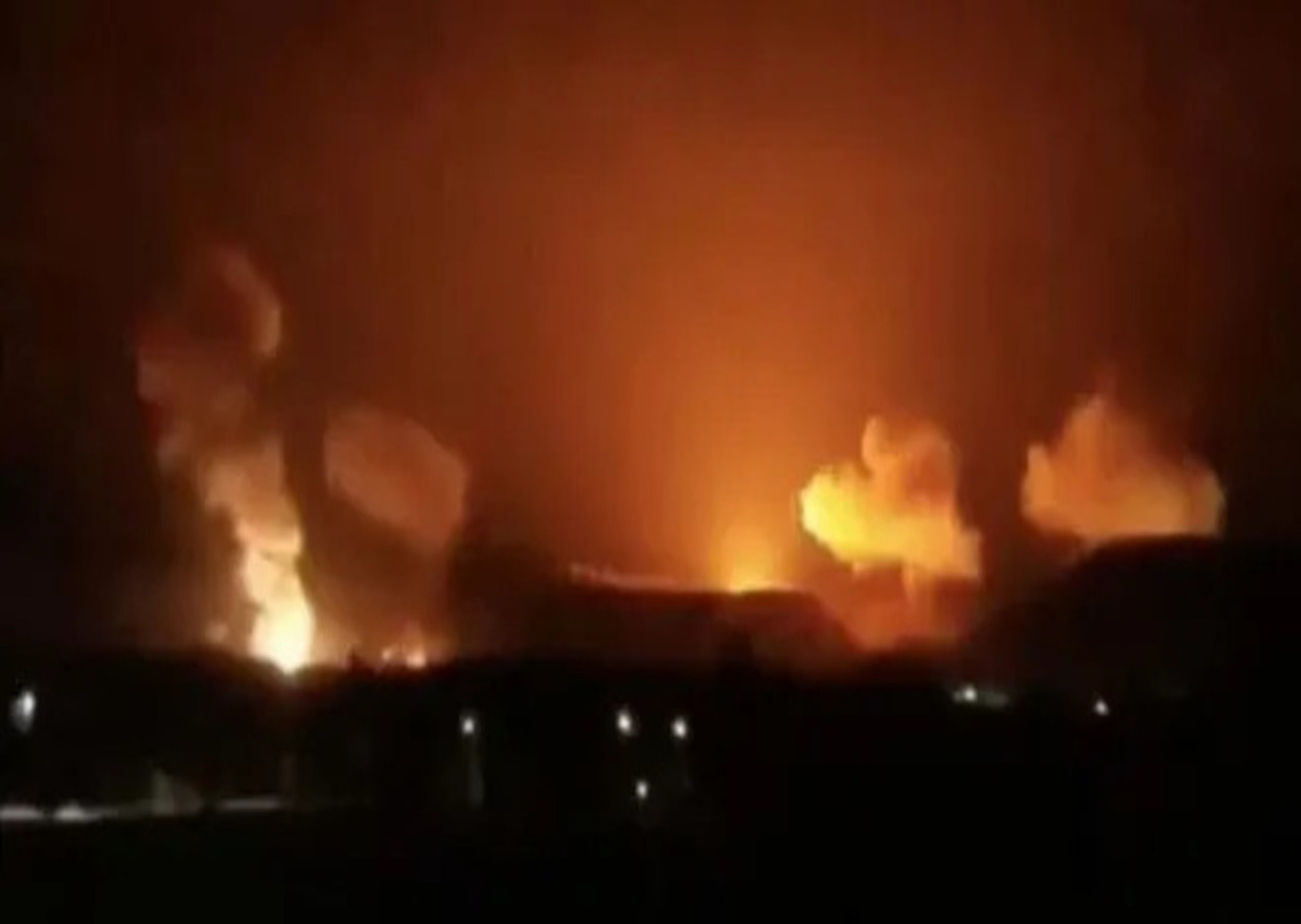 ABD'den Yemen'e hava saldırısı: Savaş uçakları başkenti bombaladı!