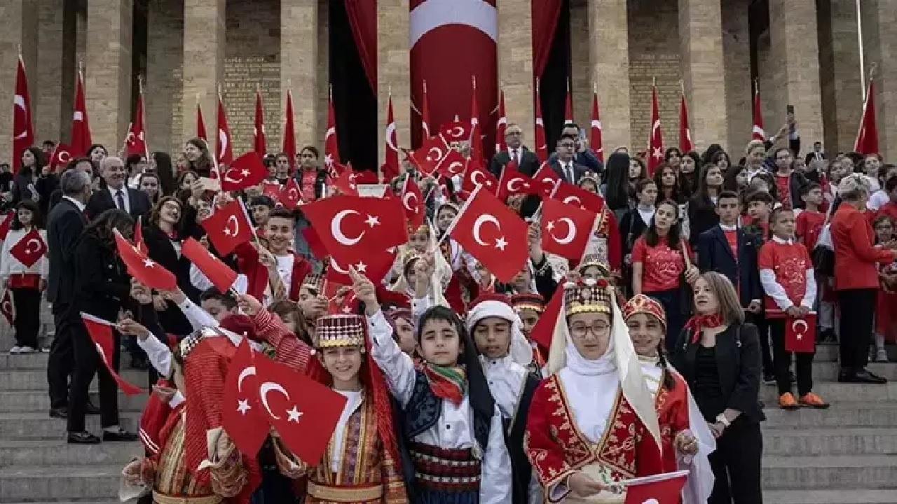 Milli Eğitim Bakanlığı 23 Nisan genelgesini yayınladı! 'Türkiye Yüzyılı' kapsamında hazırlıklar yapılıyor...