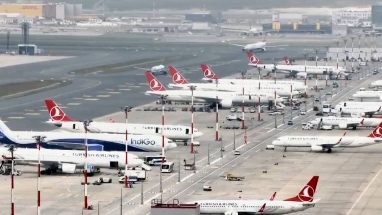 İstanbul Havalimanı'nda eş zamanlı dörtlü bağımsız pist hedefi... Çalışmalar 2015'te başladı