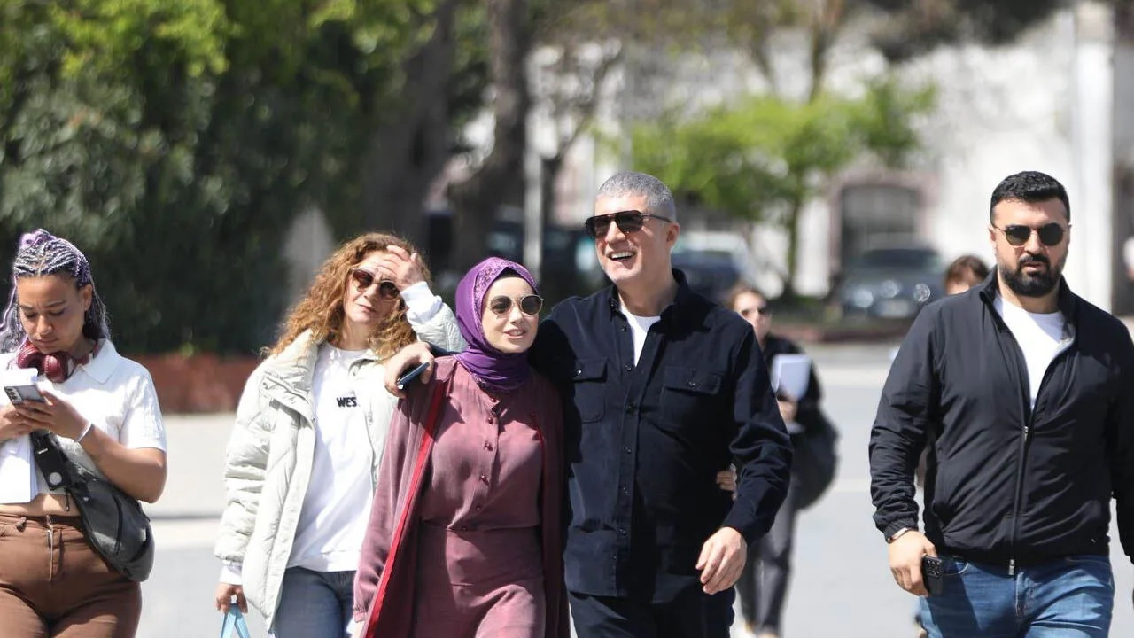 Eşinin vefatı sonrası yeniden ekranlara dönmüştü! Özgü Namal'dan Meryem'e anlamlı veda...