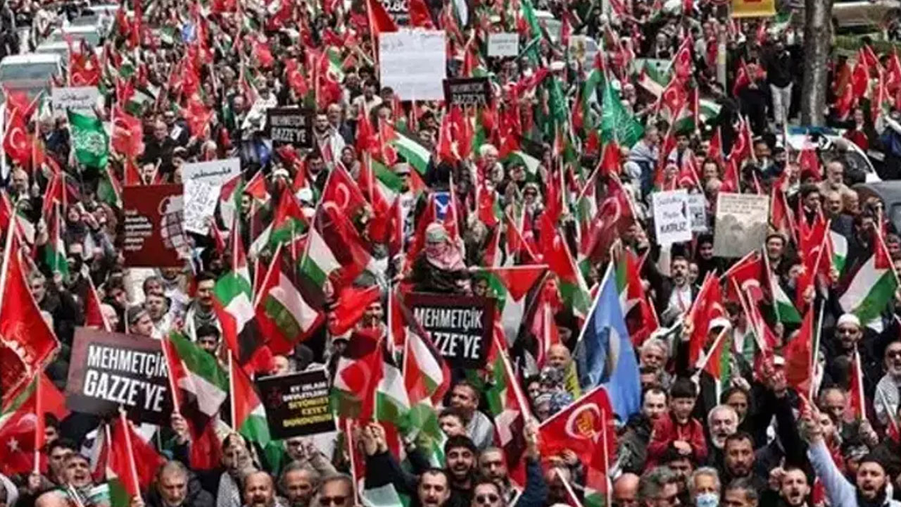 Provokasyon değil Gazze için! Üsküdar'da binlerce vatandaş "Zulme dur" demek için meydandaydı!