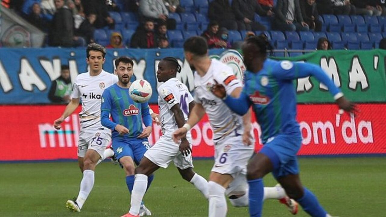 Çaykur Rizespor evinde tek attı, 3 puanı hanesine yazdırdı (Çaykur Rizespor 1 - 0 Eyüpspor | Maçın özeti)
