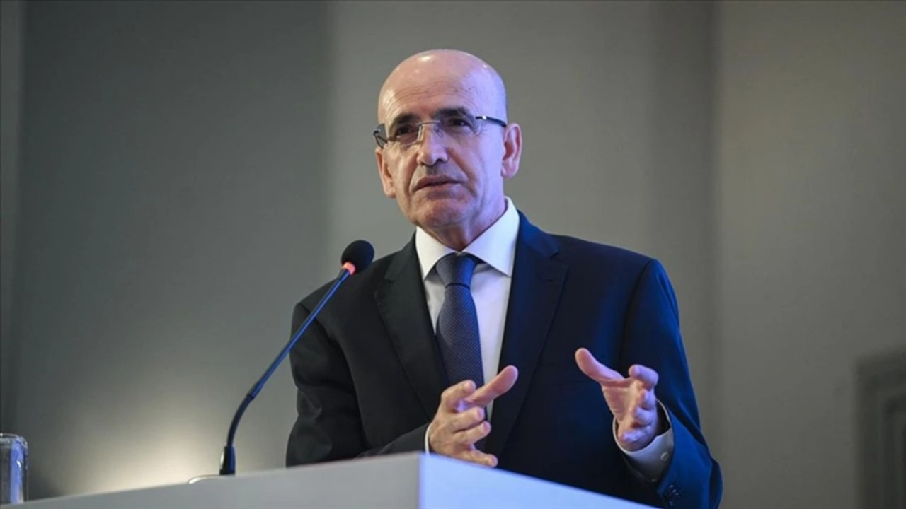 Bakan Şimşek: Yatırımlar hız kesmeyecek, bütçe disiplini sürüyor