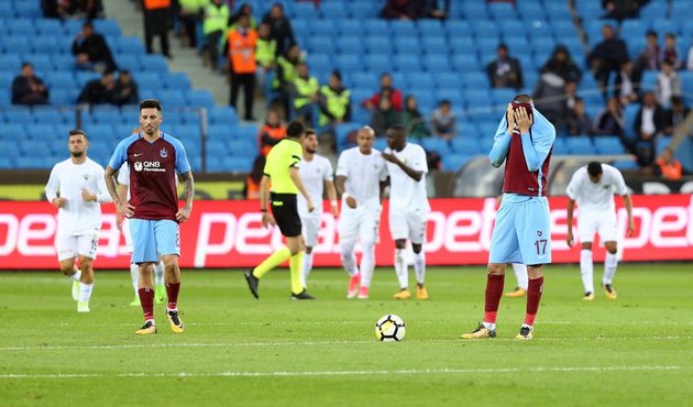 Akhisarspor, Trabzonspor'u paramparça etti!