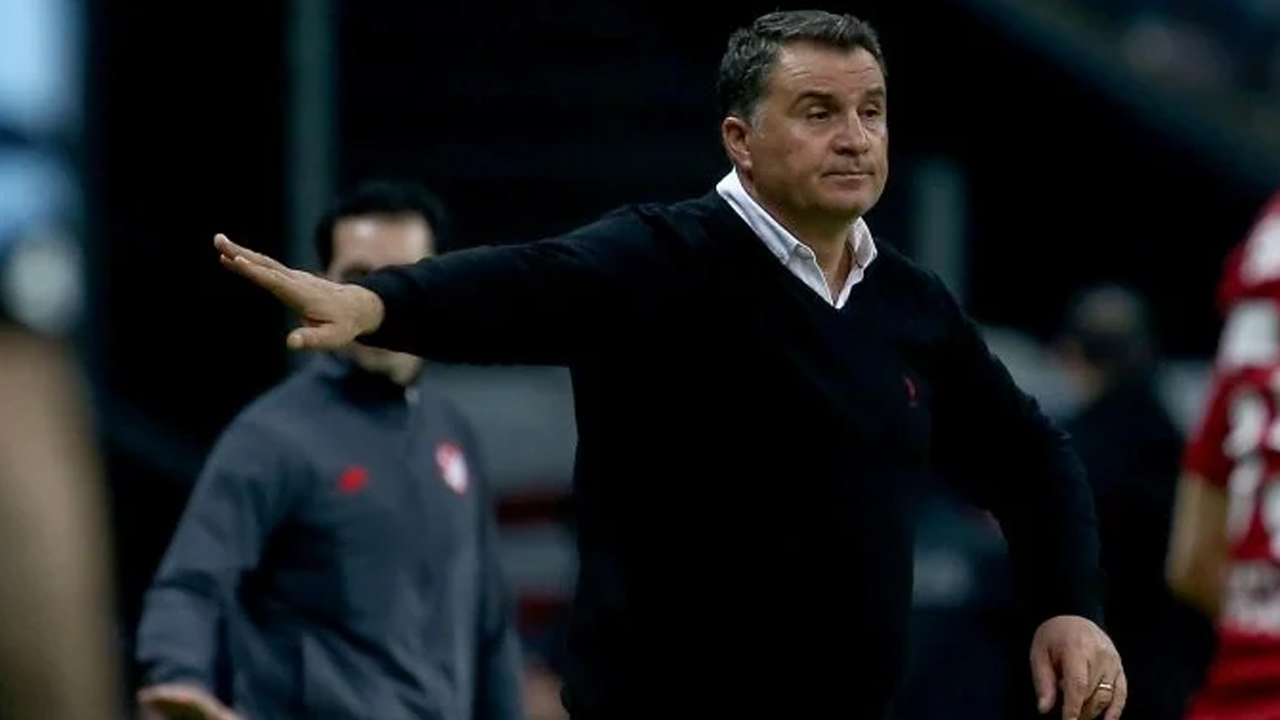 Ankaragücü'nde Mesut Bakkal'ın yerine Mustafa Kaplan geldi