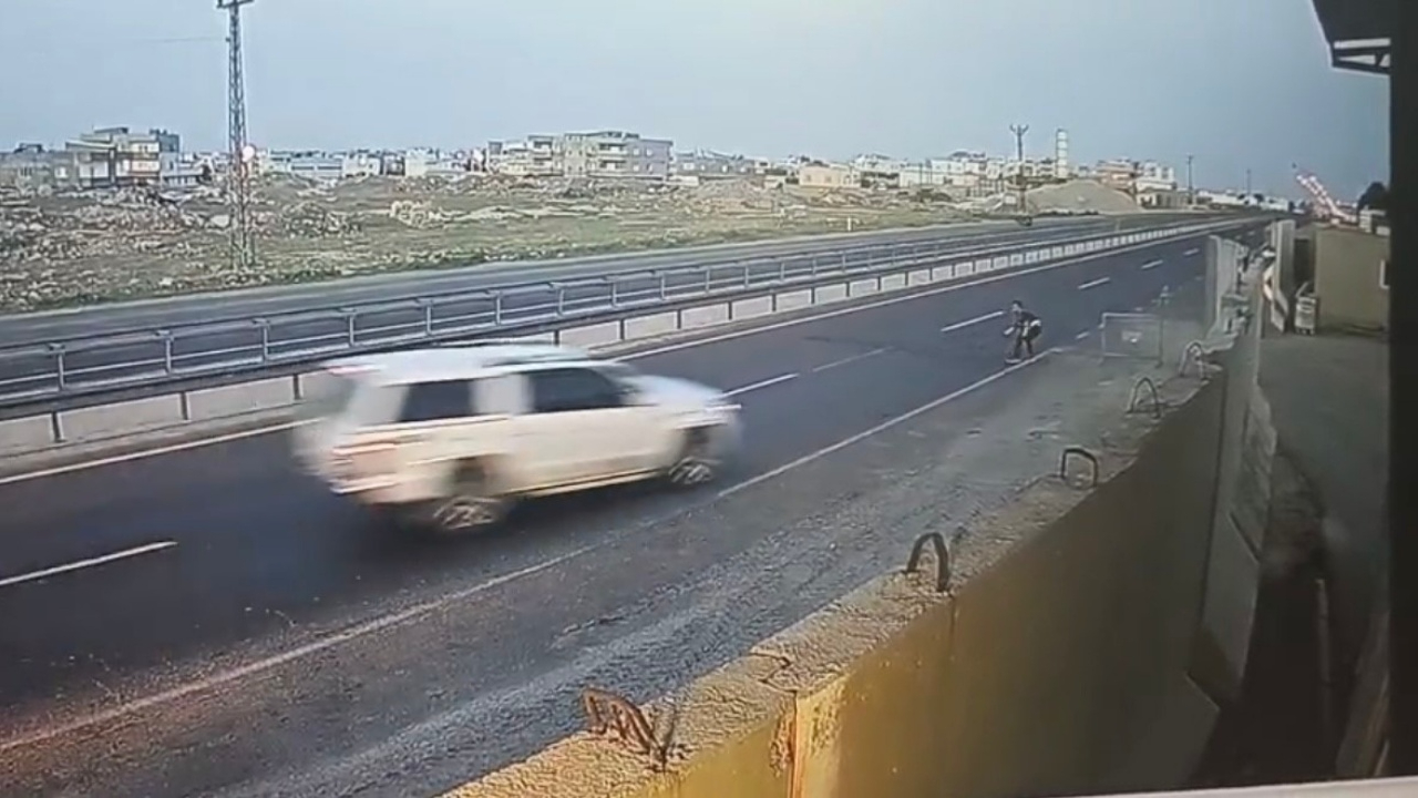 Mardin’de skandal kaçış: Polise çarpıp kaçan sürücü kamerada, memur ağır yaralı