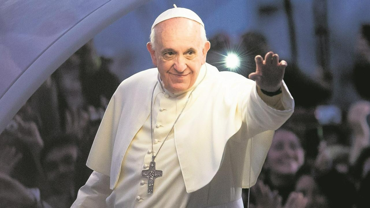 Vatikan'da tarihi anlar! Papa Franciscus öldü! Peki yerine kim geçecek? İşte adaylar...