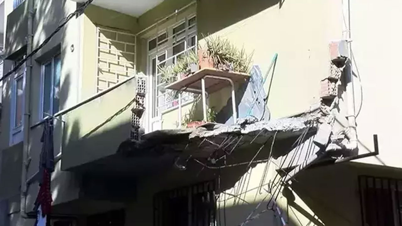 Facianın eşiğinden dönüldü! Pendik'te 5 katlı binanın balkonu gürültüyle çöktü: "Eyvah gitti bizim çocuklar"