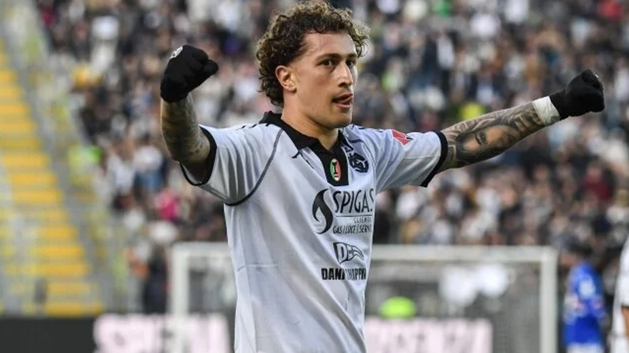 Beşiktaş'a İtalyan orta saha geliyor