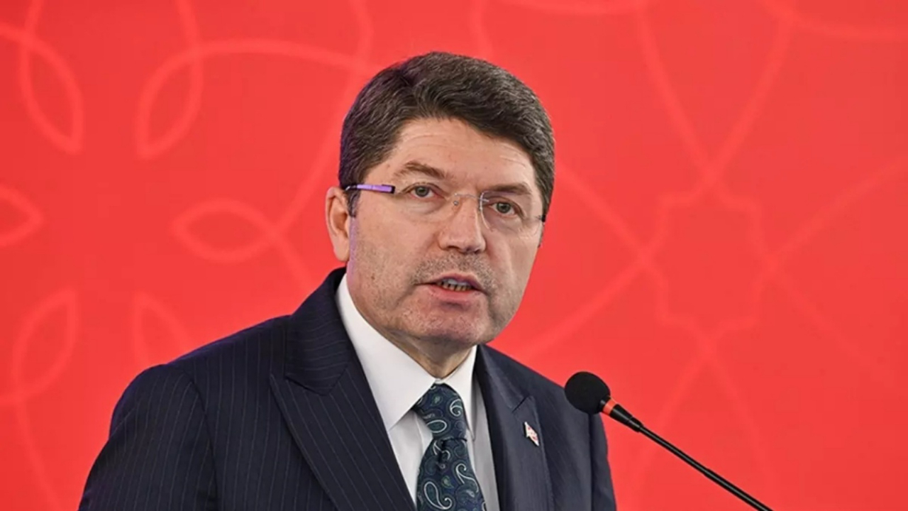 Sözcü'nün “Saraya yazdı, açık cezaevine çıktı” haberi yalanlandı! Bakan Tunç: Soruşturma başlatıldı!