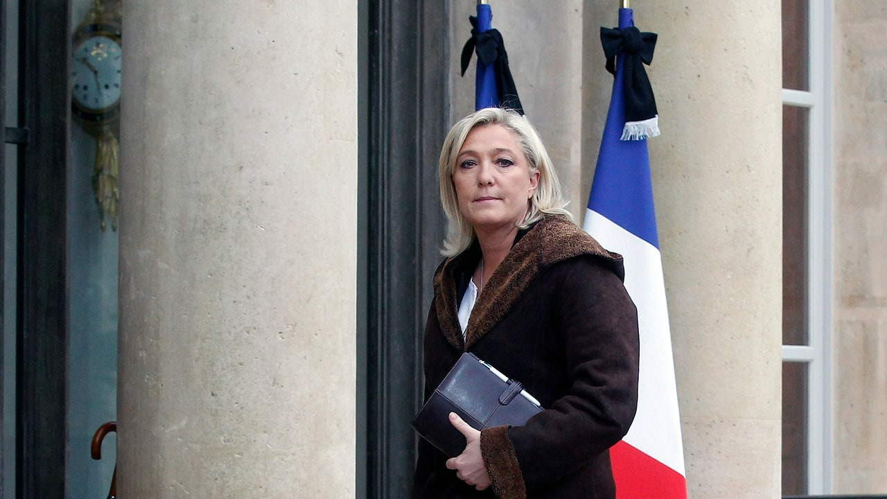 Yolsuzluktan suçlu bulunan cumhurbaşkanı adayı Le Pen'e şok! Partisi de tazminat ödeyecek!