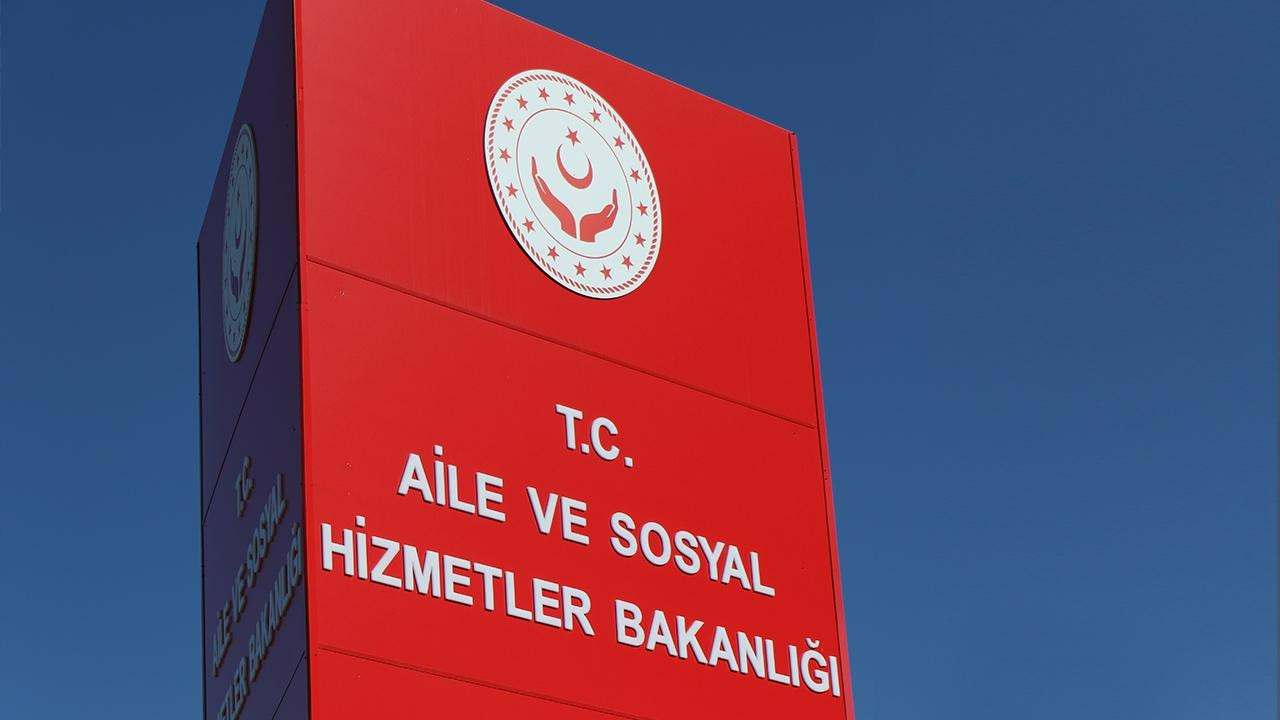Aile Bakanlığı’ndan Vatandaşa Hayati Uyarı: "Dolandırıcılara dikkat"