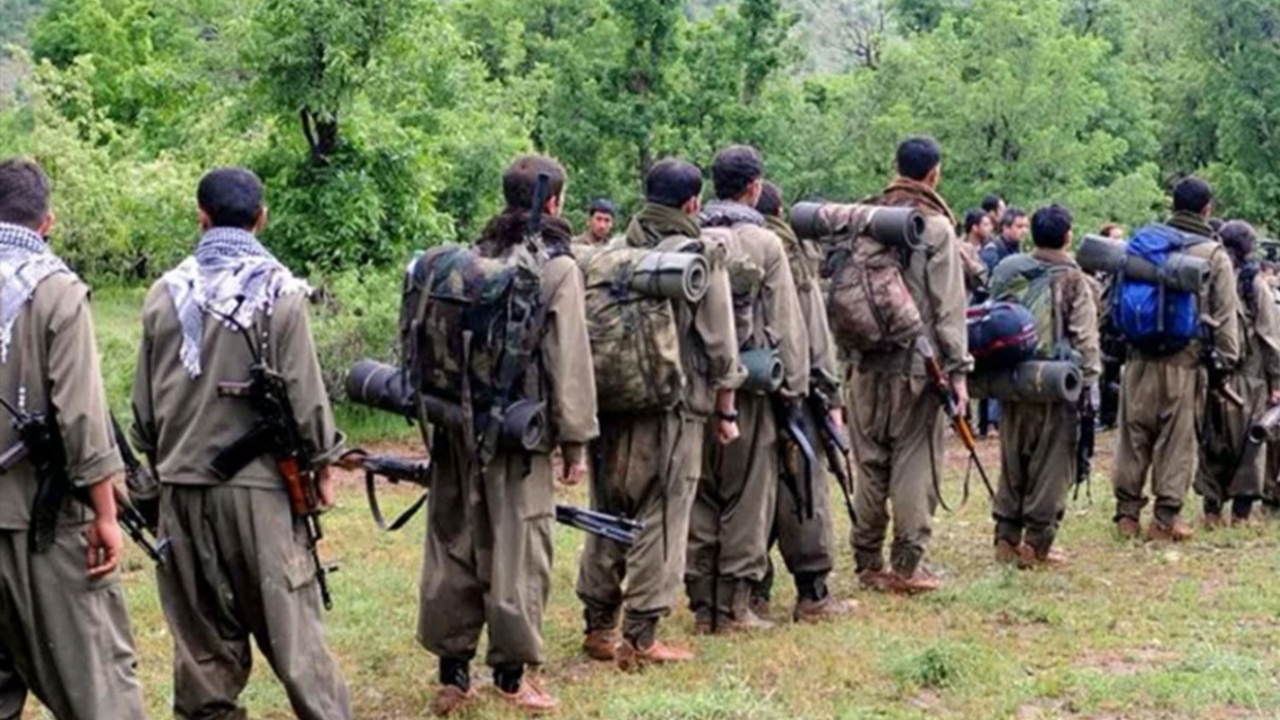 50 yıllık kanlı dönemin sonu manşetlerde! PKK silah bırakıyor