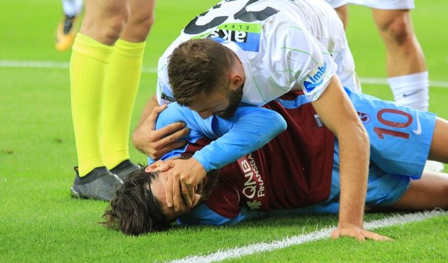 Trabzonspor 1 Akhisarspor 6 maç özeti!