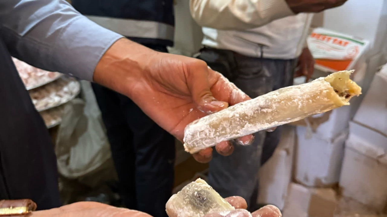 Şanlıurfa’da halk sağlığı operasyonu! 2 ton küflenmiş lokum ele geçirildi
