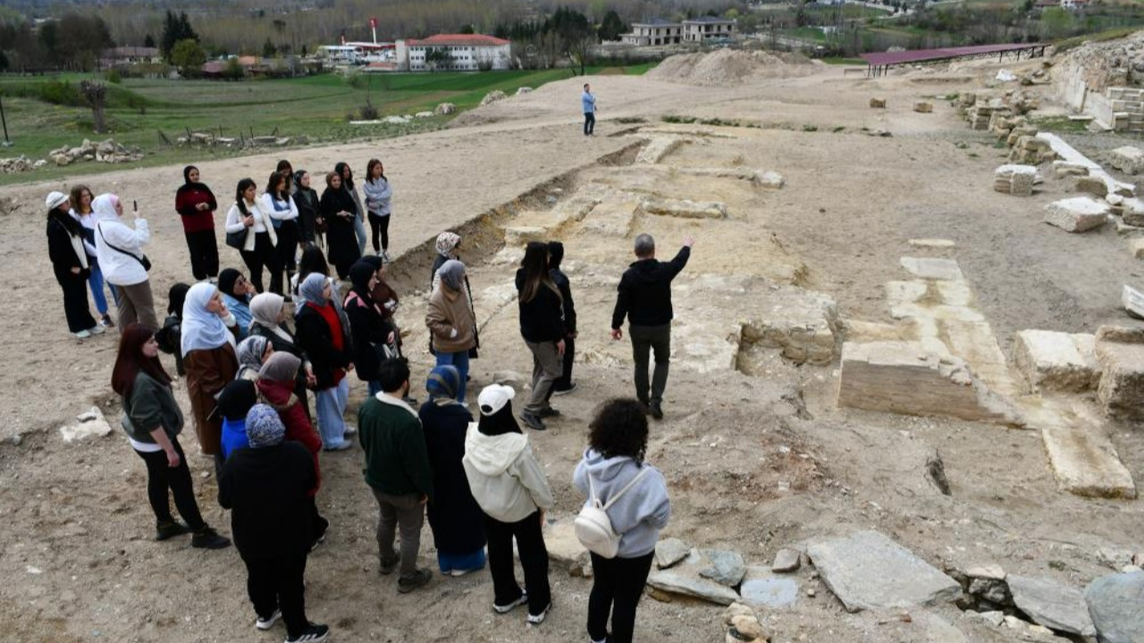 Kastamonu’da doğa ve çevre bilinci: Taşköprü’de hayatta kalma kampı, Cide’de sahil temizliği