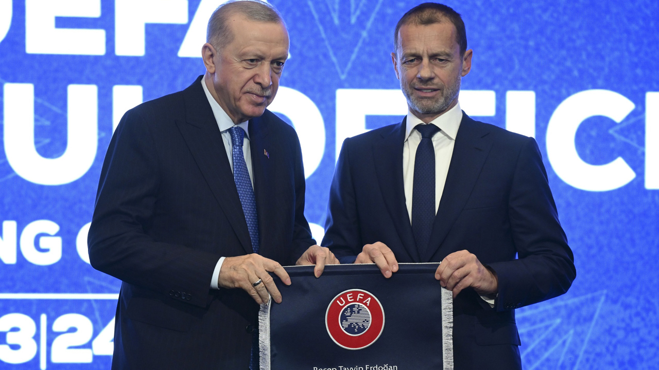 UEFA'nın İstanbul Ofisi Cumhurbaşkanı Recep Tayyip Erdoğan'ın katılımıyla açıldı