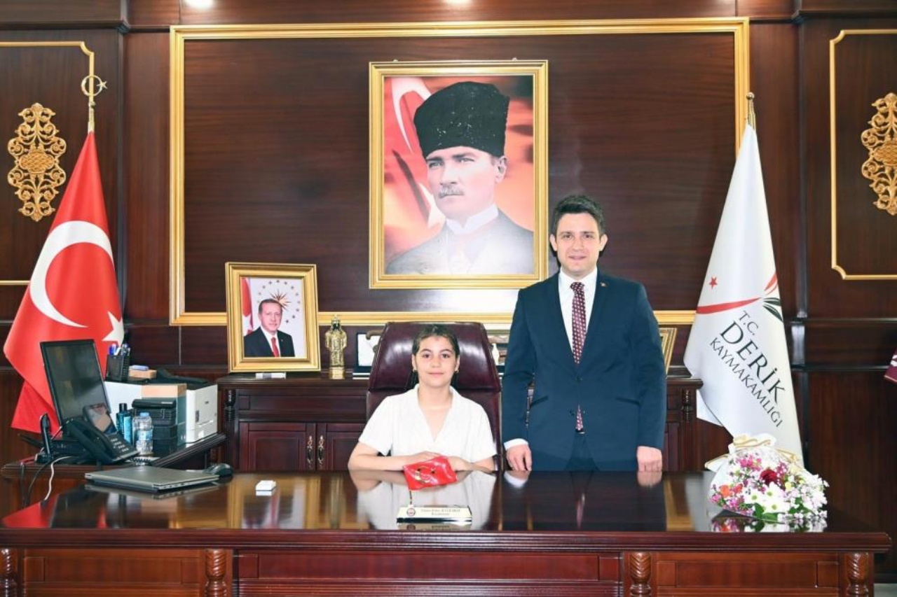 Derik’te 23 nisan’da duygu dolu anlar: Aysima’nın mektubu kaymakamı harekete geçirdi