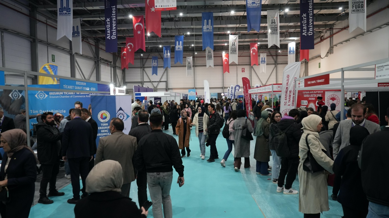 Kudakaf’25 Erzurum’da kapılarını açtı! Genç yetenekler iş dünyasıyla buluştu