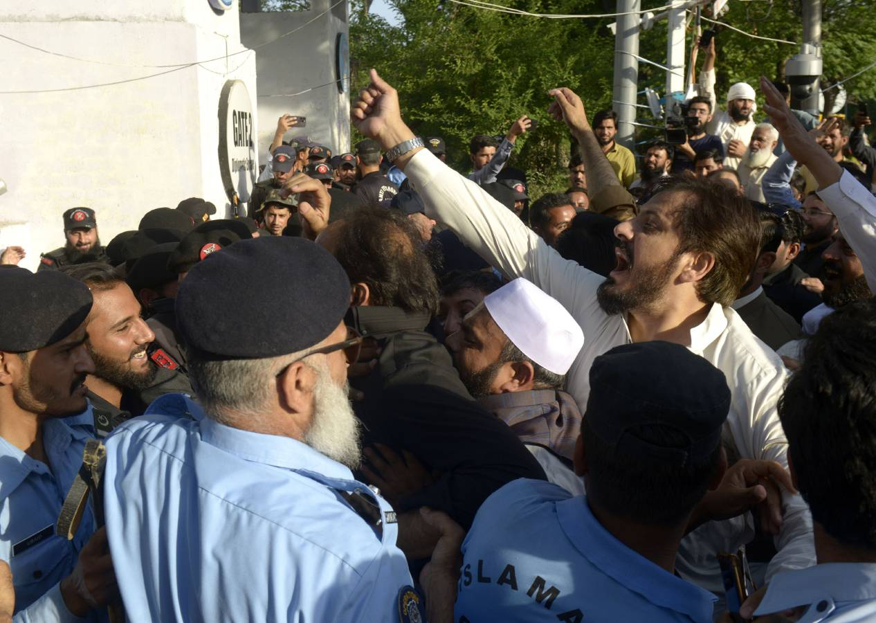 Pakistan - Hindistan gerilimi tırmanıyor, savaş tamtamları çalınıyor! BM'den itidal çağrısı...
